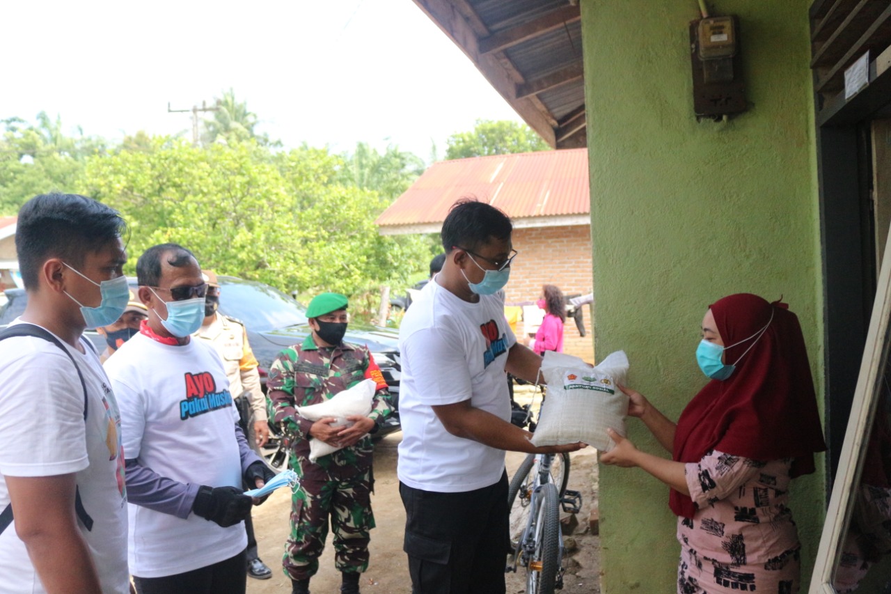 Giat Bansos Dan Gowes Sehat, Kapolres Tebingtinggi Juga Tegaskan Kampanye 3M Dimasyarakat
