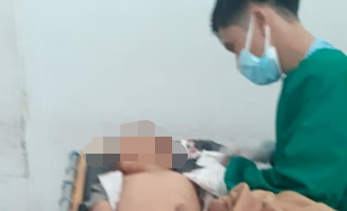 Becak Barang Kontra Sepeda Motor,  Seorang Penumpang Tewas |