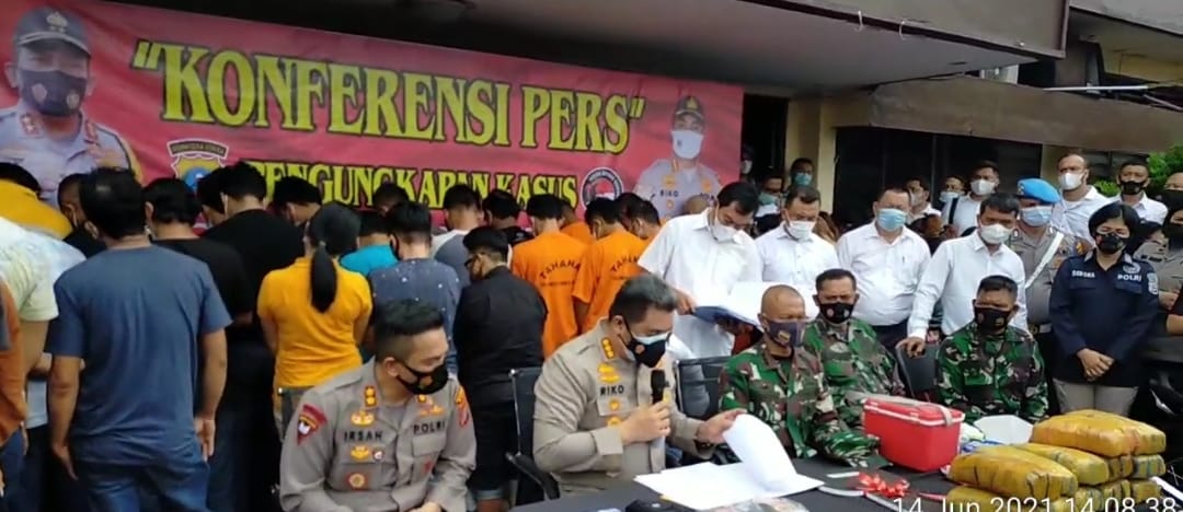 Sekda Nias Terjaring Razia Bersama Puluhan Pengunjung Lainnya Ditempat Hiburan Malam Bosque |