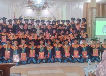 PonPes Ma’rifatul Hikmah Gelar Wisuda Akbar TP 2023/2024