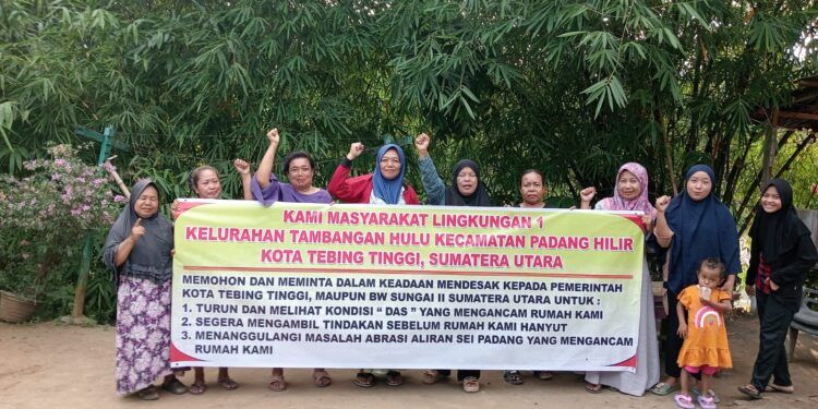 Sungai Padang Pengancam Pemukiman, Warga Minta Pemerintah Serius 
