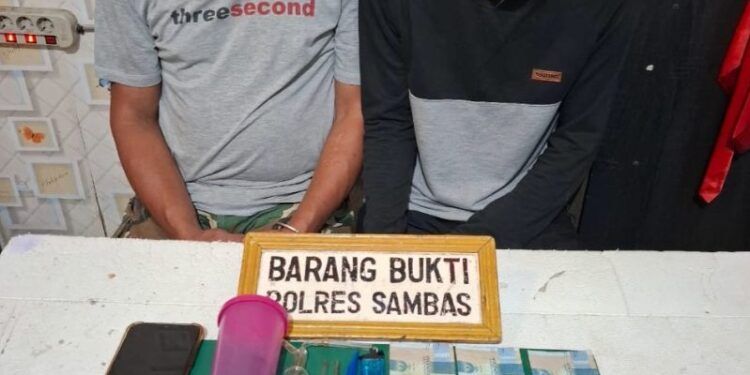 Dua Orang Pengedar Narkotika Ditangkap Tim Gabungan Satuan Resnarkoba Dan Reskrim Polsek Pemangkat
