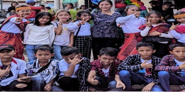 Pentas Seni Semarakan Acara Pelepasan Siswa-siswi SD dan SMP Methodist 9