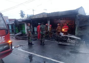 Dua Unit Ruko Terbakar di Jalan Imam Bonjol Tebing Tinggi