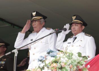 Upacara Bendera Peringati HUT Proklamasi RI Ke 79 Tahun 2024 Di Stadion Baning Sintang Berjalan Lancar