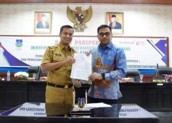 DPRD KOTA TEBING TINGGI SETUJUI RANPERDA APBD 2025, PJ. WALI KOTA SAMPAIKAN TERIMA KASIH