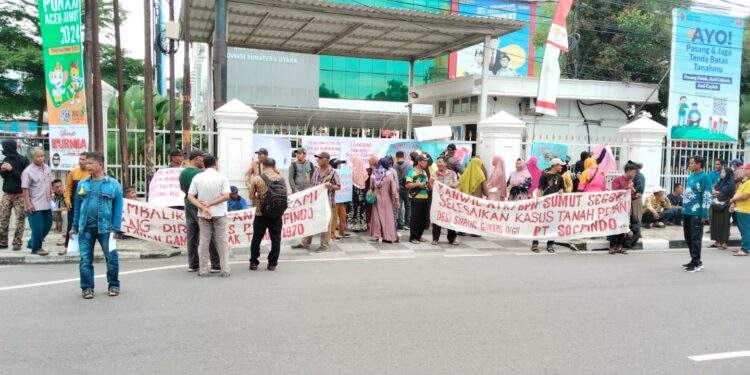 Massa Desak Kanwil ATR/BPN Sumut Batalkan HGU PT Socfindo