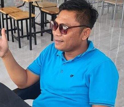 Benahi Jalan Dihuta III,Andi Pangulu Perdagangan II Gunakan Dana Pribadi Buat Beli Matrial