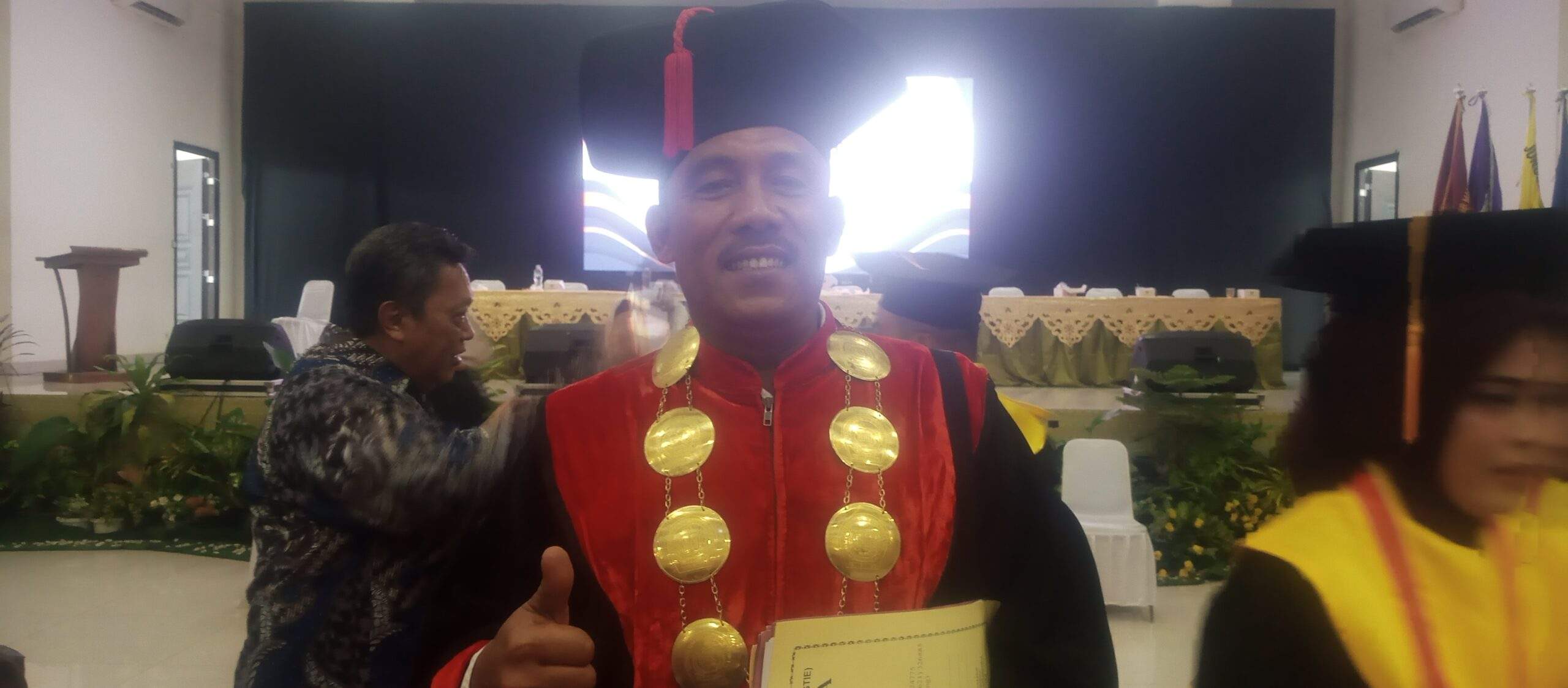 Yayasan Pendidikan STIE Bina Karya Gelar Wisuda S1 Manajemen Angkatan XIX dan D3 Akuntansi Angkatan XX TA. 2023 – 2024