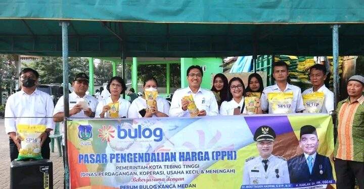 PASAR PENGENDALIAN HARGA MENJADI KEGIATAN RUTIN PEMKO TEBING TINGGI