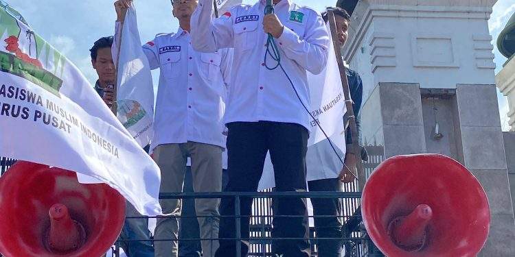 PP KAMMI Gelar Aksi di DPR, Desak Hapus Tunjangan dan Sahkan RUU Perampasan Aset