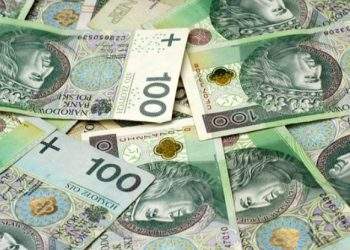 Rupiah “Terseret” Dolar AS: Mengapa Terjadi dan Apa Solusinya?