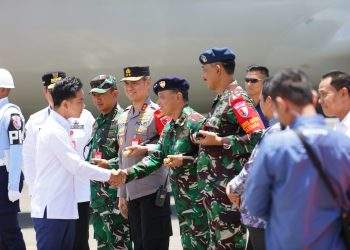 Dankodaeral IX Bersama Forkopimda Sambut Kedatangan Wakil Presiden Kunker di Maluku