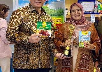 Dari Solok Selatan untuk Dunia: Rendang Uni Lili Raih Penghargaan UMKM Pangan Award 2025, Siap Ekspansi Global dengan Inovasi Bumbu Bersantan