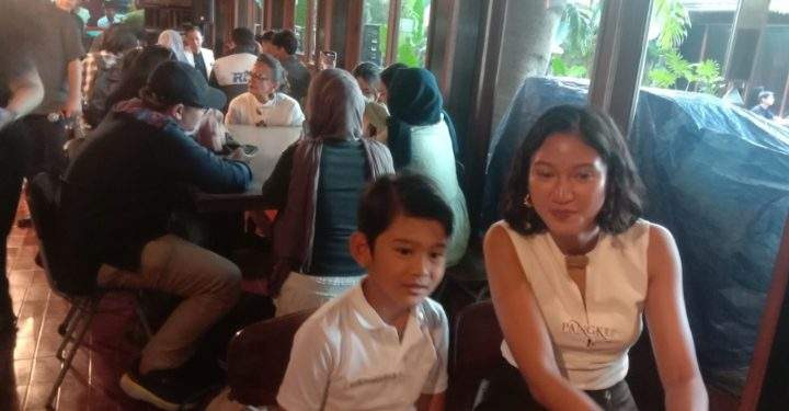 Film Pangku: Kisah Ibu yang Menggetarkan Dunia, Cinta dan Luka di Balik Cangkir Kopi