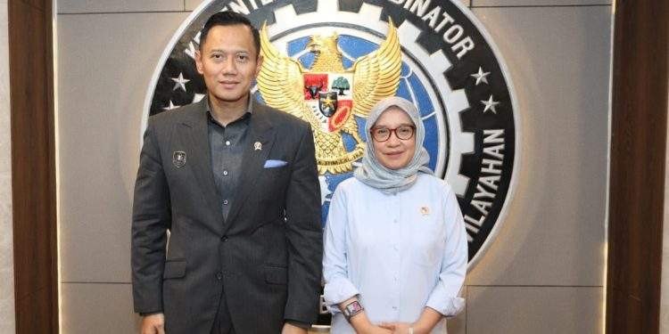 Bertemu Menko Infrawil, Menteri PANRB Bahas Peningkatan Pelayanan Publik Hingga Program Prioritas Presiden
