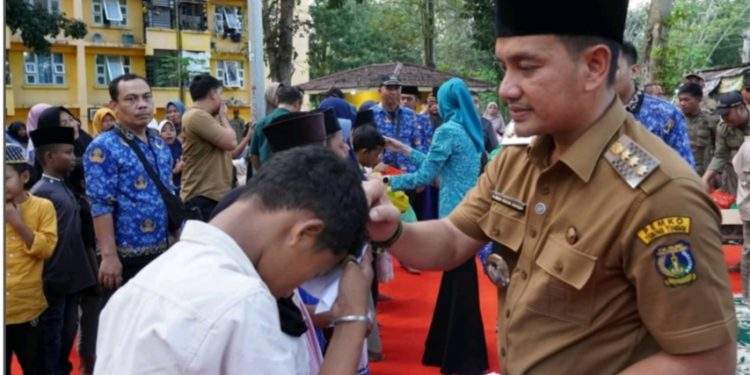 Walikota Iman Irdian Saragih Berbagi ke Pada Ratusan Anak Yatim, Peringati Hari Lahir ke 43 Tahun