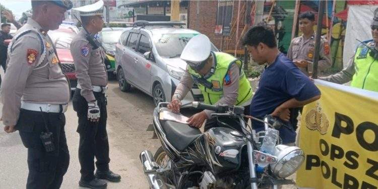 Ops Zebra Toba 2025 Satlantas Polres Labuhan Batu Intensifkan Pengaturan di Jalur Padat