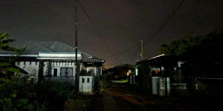 3 Jam Padam,Masyarakat Kecewa Dengan Kinerja PLN Tebing Tinggi