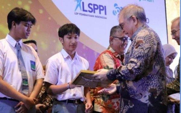 FIFGROUP Borong 3 Penghargaan dari  Asosiasi Perusahaan Pembiayaan Indonesia (APPI)