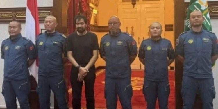 Tim Pelacak Mayat Dalam Lumpur Dari Tiongkok Sudah Tiba di Aceh 
