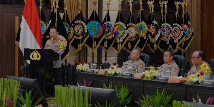 Sampaikan Release Akhir Tahun 2025, Kapolri Ajak Doakan Korban Bencana di Sumatra