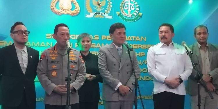 SINERGITAS PENGUATAN PEMAHAMAN DAN PERSAMAAN PRESEPSI ANTAR APARAT PENEGAK HUKUM TERHADAP KUHP DAN KUHAP BARU   