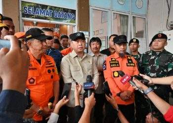 Tinjau Langsung Proses Pencarian dan Evakuasi Pesawat ATR 42-500, Menhub Dudy Apresiasi Kerja Tim SAR