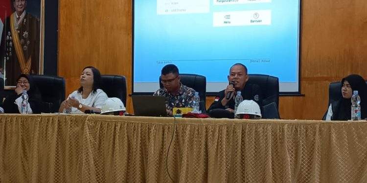 Manajemen PKS Sei Mangkei menjadi Nara Sumber Sistem Manajemen Kesehatan Keselamatan Kerja ( SMK 3) di SMK  Negeri 1 Air Putih Kabupaten Batu Bara