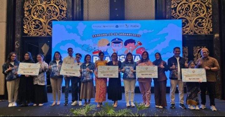 FIFGROUP Salurkan Beasiswa Ceria untuk 473 Anak Karyawan