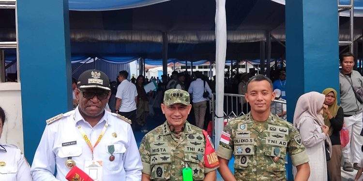 Bupati Merauke Yoseph B. Gebze Hadiri Panen Raya di Karawang, Tegaskan Apresiasi Tinggi bagi Petani sebagai Pahlawan Pangan Bangsa