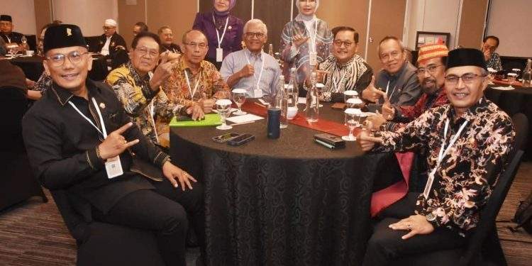 SILATURAHMI DAN DIALOG KEBANGSAAN FORUM KOMUNIKASI DPD-DPD DAN DPA-DPA SE INDONESIA MEMBUAT PERNYATAAN SIKAP TERKAIT MUNAS V LANJUTAN IKAL LEMHANNAS