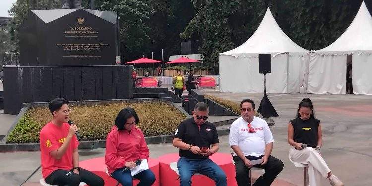 Peringati HUT ke-53 PDI Perjuangan, Panitia Soekarno Run 2026 Resmi Luncurkan Jersey dan Medali di GBK