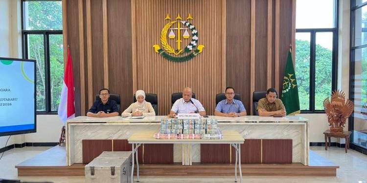 Jaksa Pengacara Negara Kejari Kotabaru Selesaikan Penagihan Tunggakan BPJS Ketenagakerjaan Rp6,79 Miliar