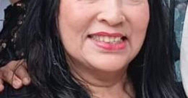 Mantan Ketua Umum Partai Berkarya, Neneng Anjarwati Tuty, menghadiri prosesi pemakaman Wakil Presiden ke-6 Republik Indonesia, Try Sutrisno,