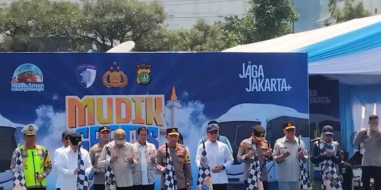 Kapolri Lepas Mudik Gratis 2026 di Polda Metro Jaya