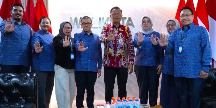 Audiensi dengan Transjakarta, Wali Kota Munjirin Dorong Program 1.000 Pramudi Mikrotrans Berdaya