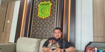 Kinerja Dipertanyakan, Laporan Dana Reses Mandek di Kejari Tanjung Perak, AMI Lapor ke Kejagung