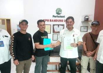 Perhutani Bandung Utara Teken Kerjasama Kemitraan dengan LMDH Sangkuriang