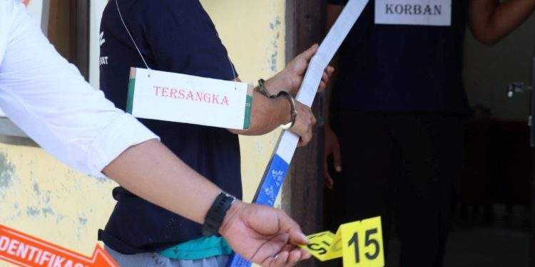 Sinkronkan Fakta Lapangan, Polres Pasaman Barat Gelar Rekonstruksi Pembunuhan Pensiunan ASN di Mapolres