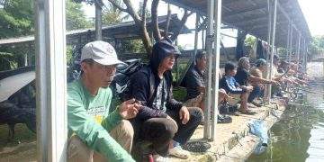 Mancing Bersama Di Pemancingan Kang Ai Sebagai Ajang Silaturahmi