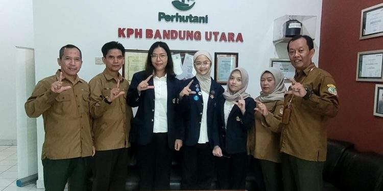 Perhutani KPH Bandung Utara Terima Mahasiswi Unpad untuk Program Magang Kehutanan