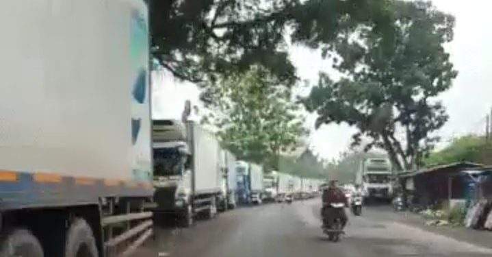 Diduga Ada Rekayasa,Penggusuran Lapak UMKM Jadi Lahan Parkir Angkutan Di KEK Sei Mangke
