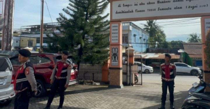 Unit Turjawali 1 Samapta Polres Gowa Gelar Patroli Kota, Sambangi Gereja Antisipasi Gangguan Kamtibmas