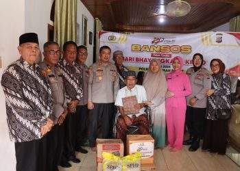 Sambut Hari Bhayangkara ke-80, Kapolres Pasaman Barat Temui Para Sesepuh Kepolisian