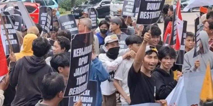 Mahasiswa Gelar Demo di Dua Lokasi Berbeda, Masyarakat Diimbau Hindari Titik Unjuk Rasa
