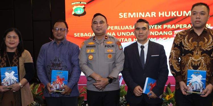 Polda Metro Jaya Gelar Seminar Hukum Bahas Perluasan Objek Praperadilan dalam KUHAP Baru