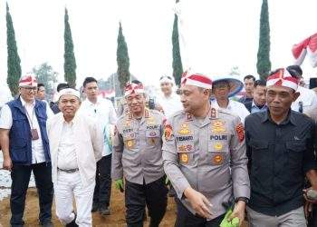 Polri Tanam Serentak Bawang Putih di 14 Daerah di Jawa Barat