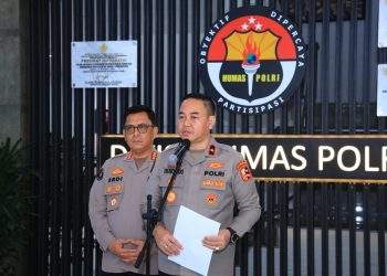 Hari Ke-6 Pascagempa, Polri Terus Bergerak: Brimob dan Bantuan Logistik Konsisten Dikirim ke NTT