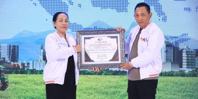 Kapolri Jenderal Listyo Sigit Prabowo Resmi Jadi Anggota Kehormatan KSBSI
